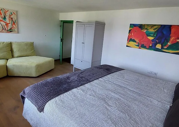 Mit Baukulturpreis In Der Suedeifel - Traenk בטינגן