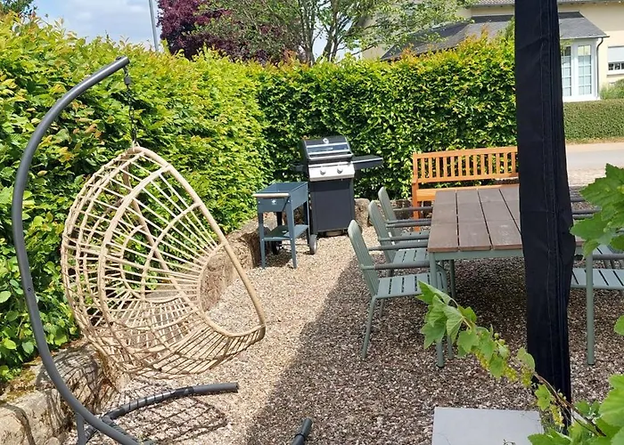 Mit Baukulturpreis In Der Suedeifel - Traenk בטינגן